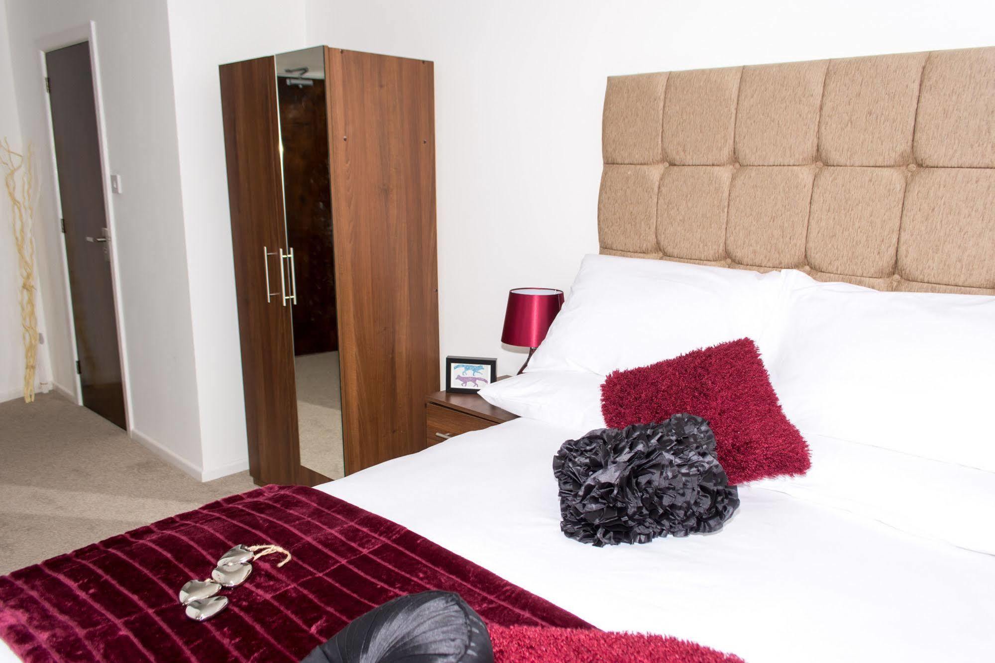 Park View Residence Manchester Ngoại thất bức ảnh